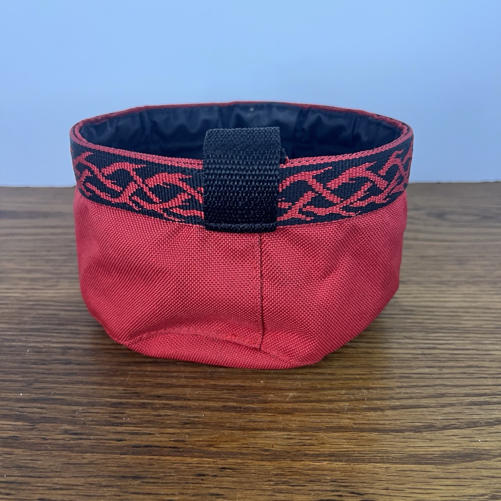 Bison Design Portable Pet Bowl