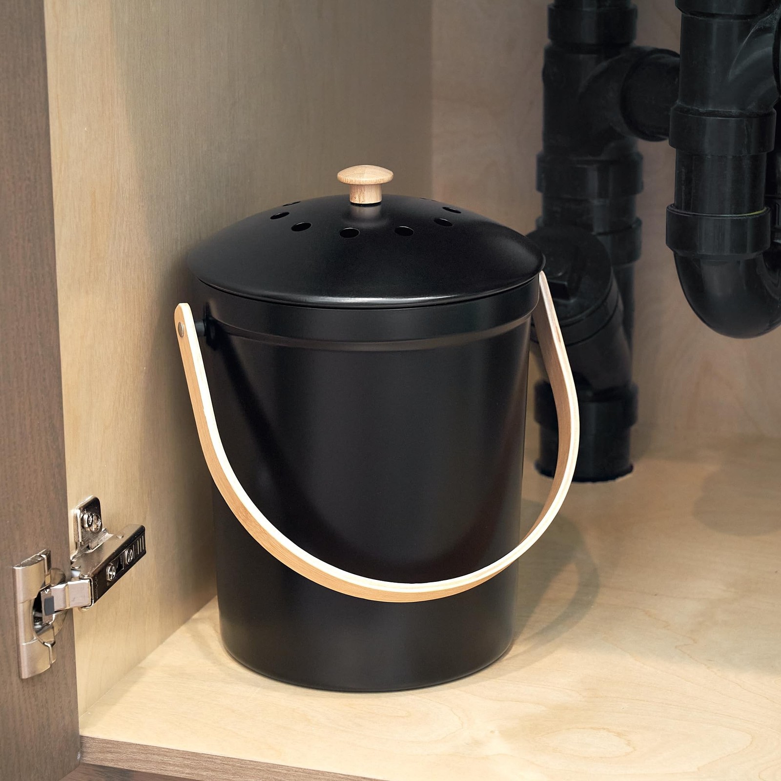 Beautiful Kitchen Compost Bin with Smell Proof Lid - Rust Proof and Odorless ...