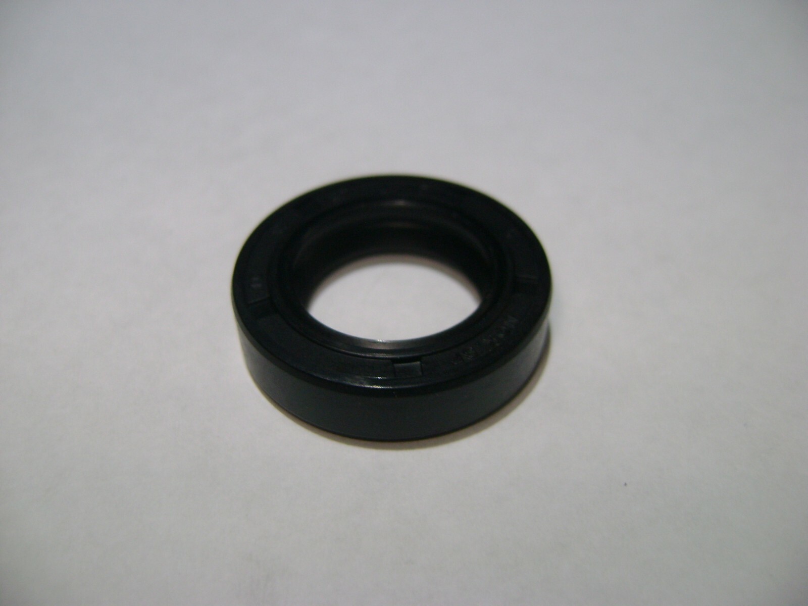 NEW TC 17X27X7 DOUBLE LIPS METRIC OIL / DUST SEAL 17mm X 27mm X 7mm