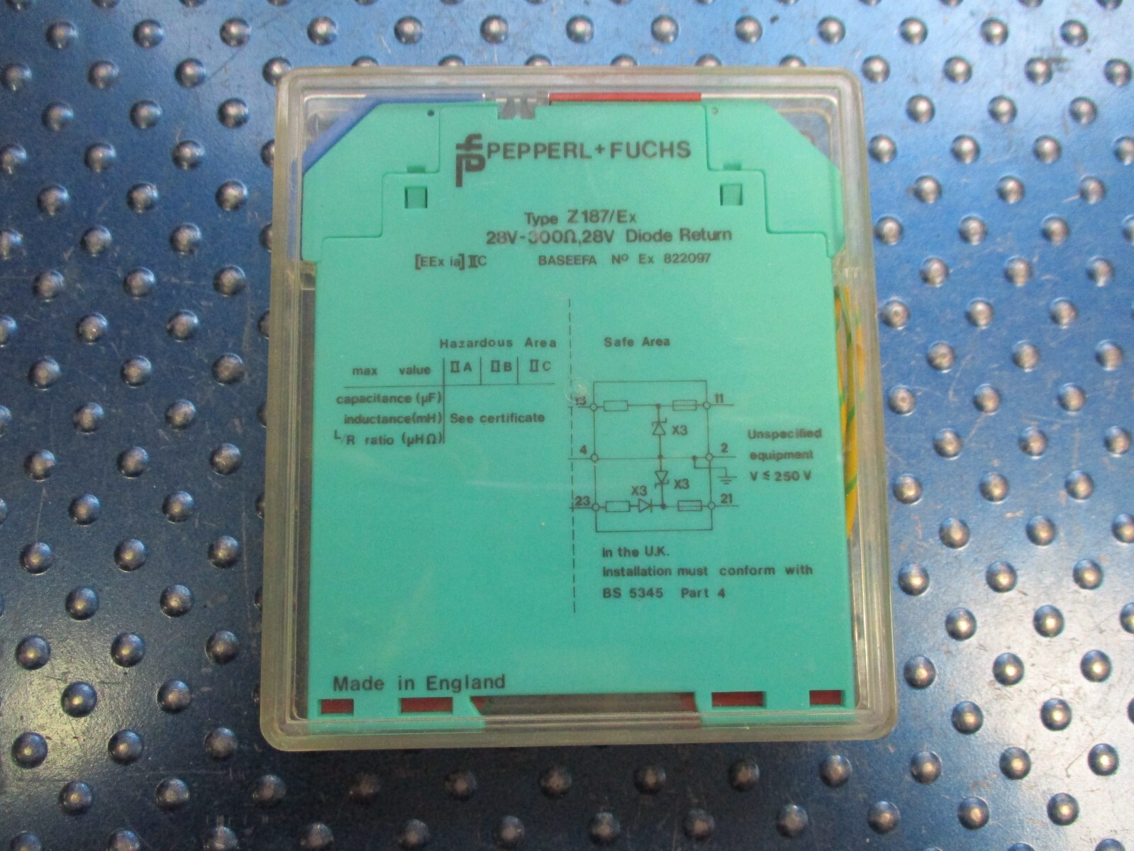 NEW PEPPERL+ FUCHS DIODE RETURN MODULE 28V-300OHMS Z187/EX