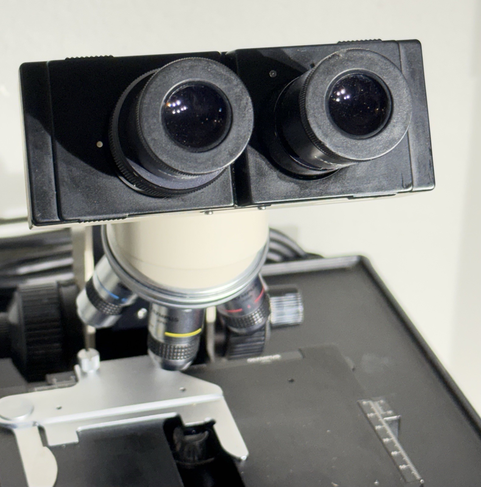 Olympus BH-2 BHTU Binocular Microscope w/ 3 Objectives 4/10/40