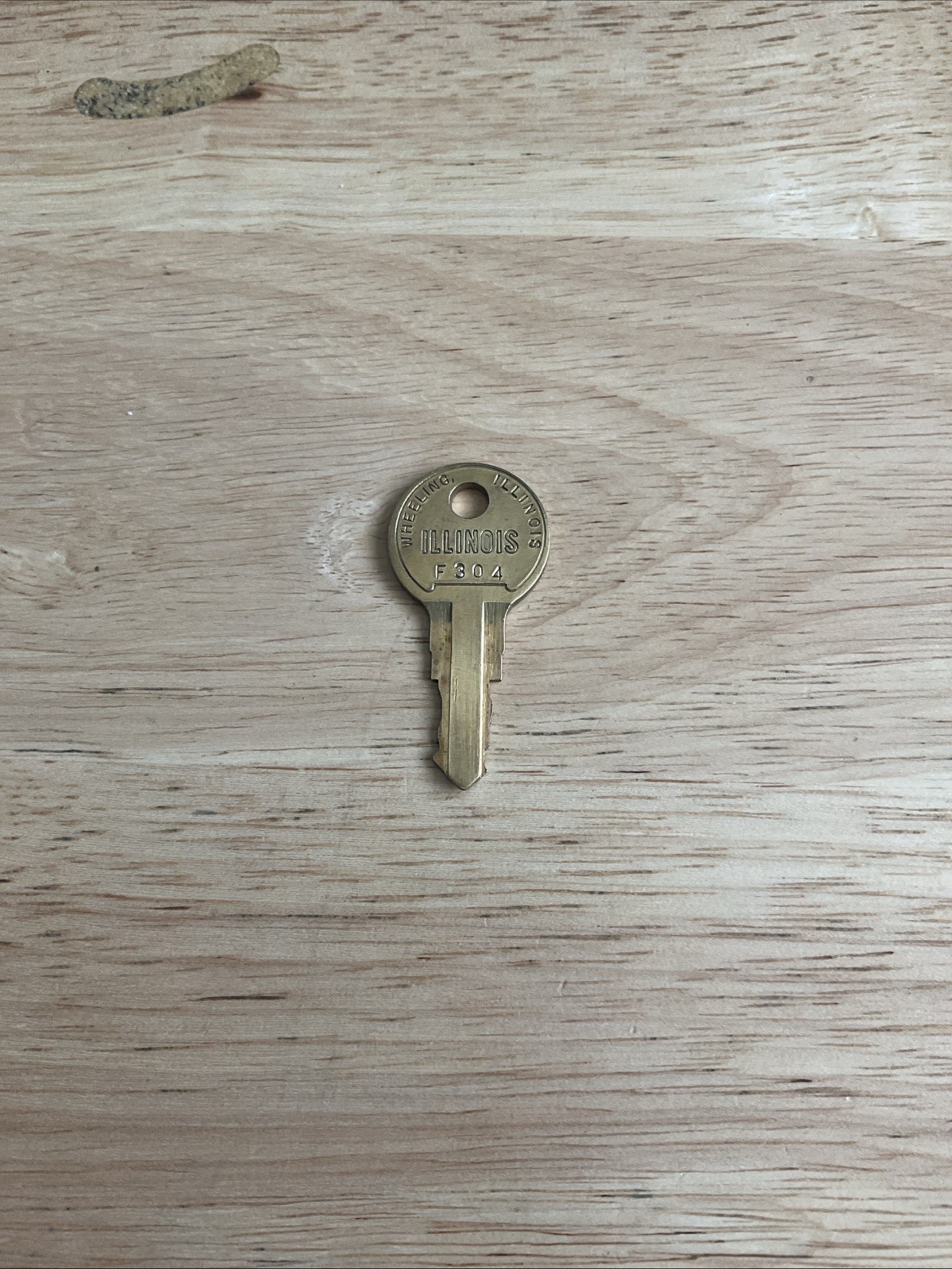 Illinois Lock Key # F 304