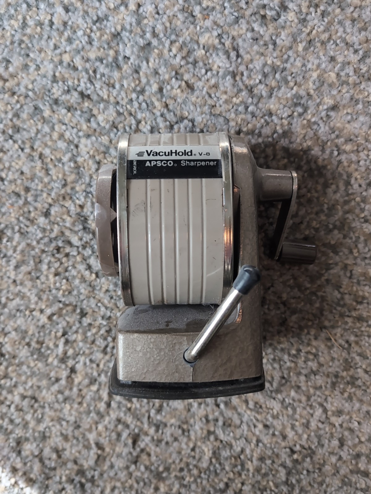 Vintage APSCO VacuHold V-8 Desk Top Suction Vacuum Mount School Pencil Sharpener
