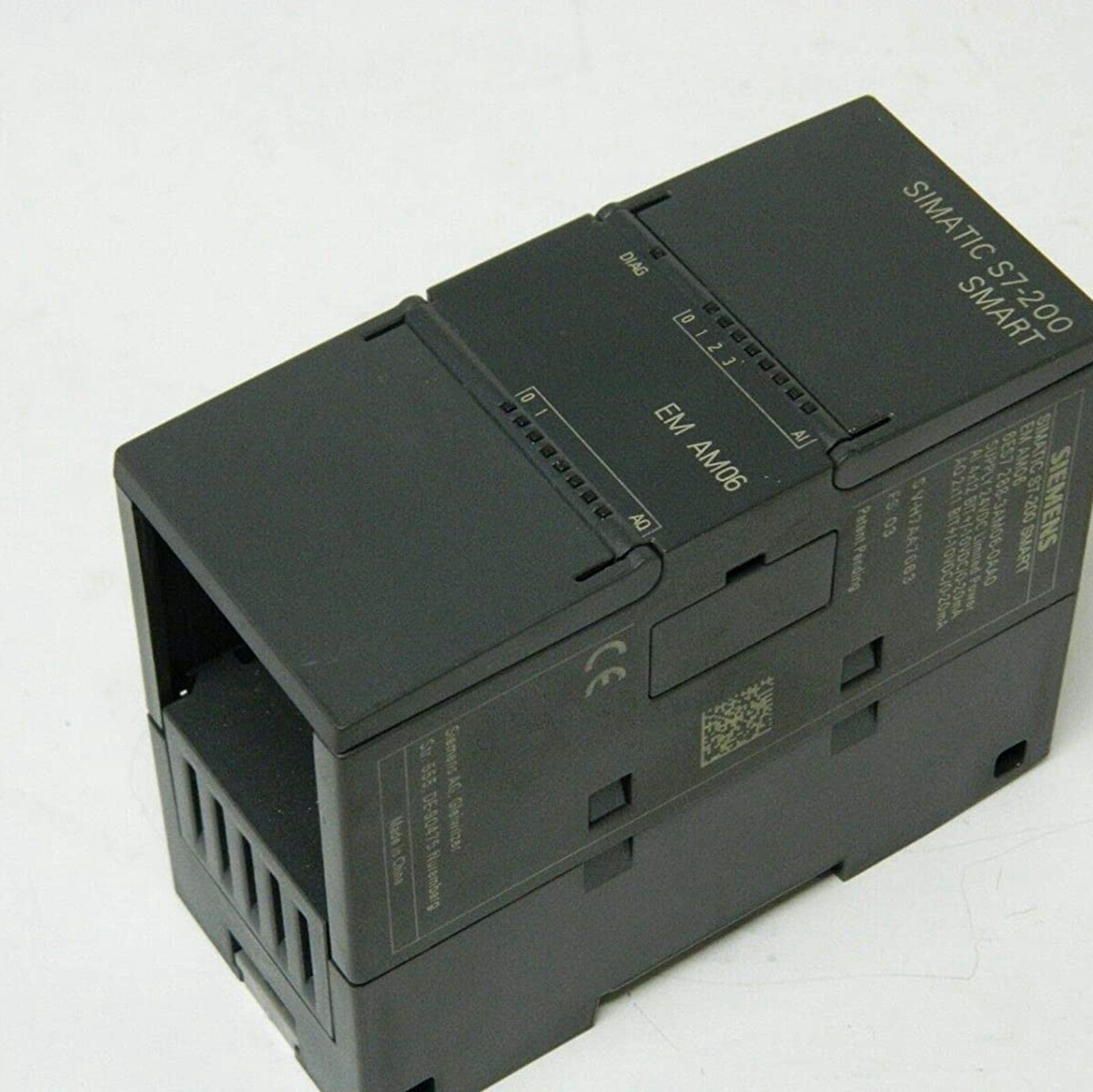 NEW SIEMENS 6ES7 288-3AM06-0AA0 SIMATIC S7-200 Analog I/O Module