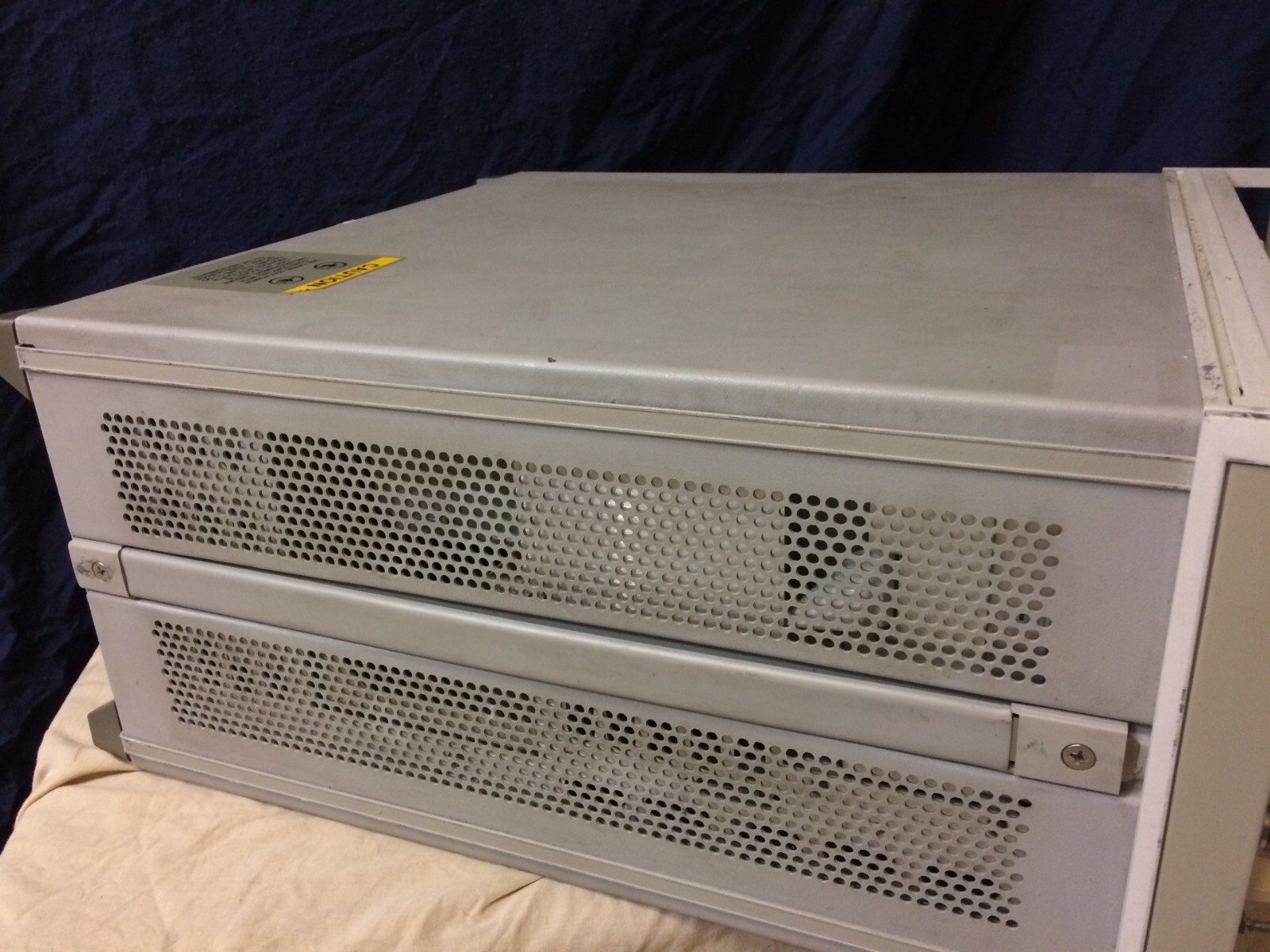 HP 8720d Network Analyzer. OPT: 1D5,010,012,400. Tested and Working - Very Clean