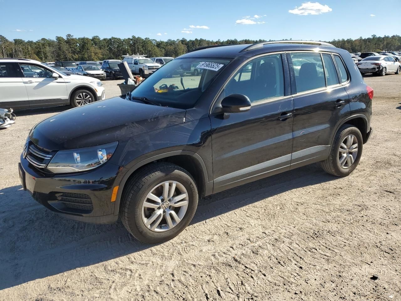 TIGUAN    2015 Glove Box 4933990