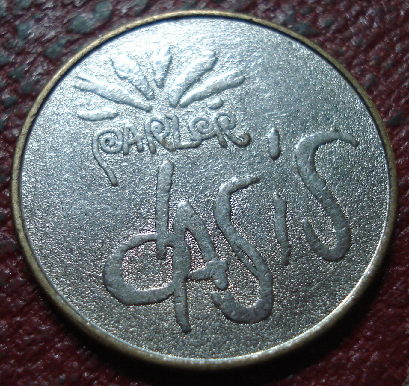 PARLOR OASIS - JAPANESE ARCADE TOKEN IN FINE CONDITION