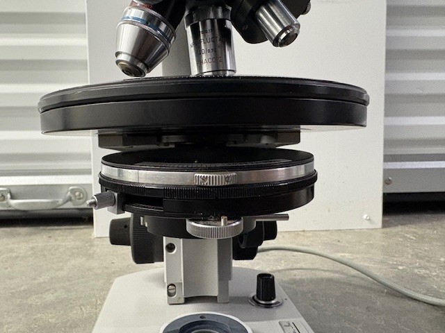 Zeiss Standard 18 Polarizing Microscope w/ Lens & Rotating Stage