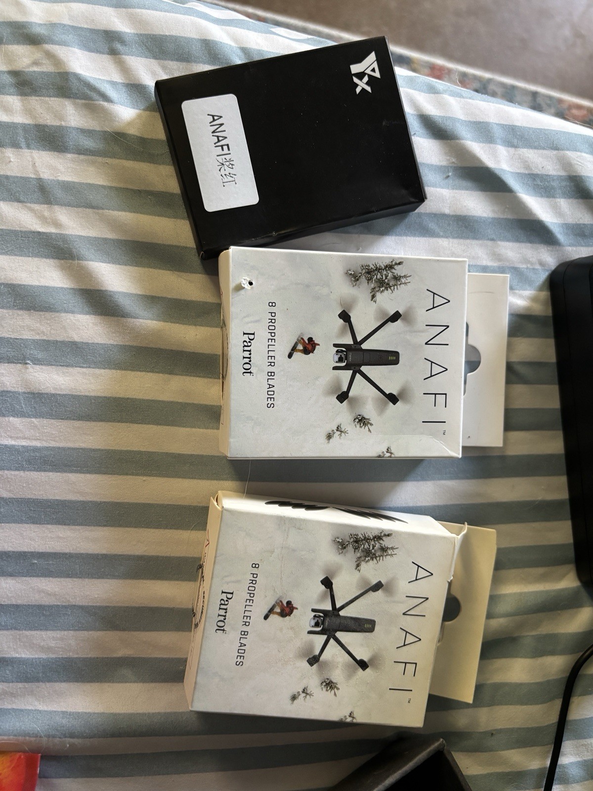 Parrot ANAFI Ready to Fly Camera Drone Bundle w/ Remote, 3 Batt, Dock, Case