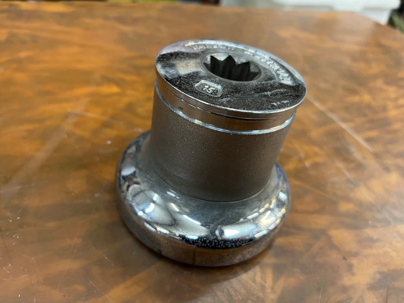 BARLOW AUSTRALIA 15 SINGLE SPEED WINCH BASE DIA 3 3/4" DRUM DIA 2 1/2" H 3 1/8"