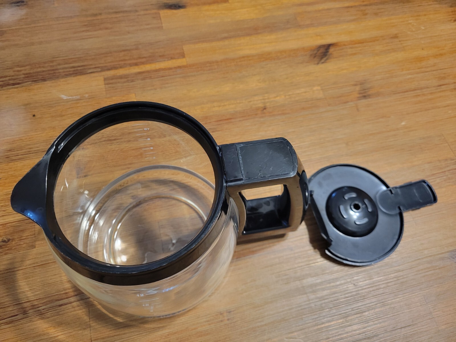 Cuisinart Coffee Maker Carafe 12 Cup and Lid Replacement Part Clear Glass