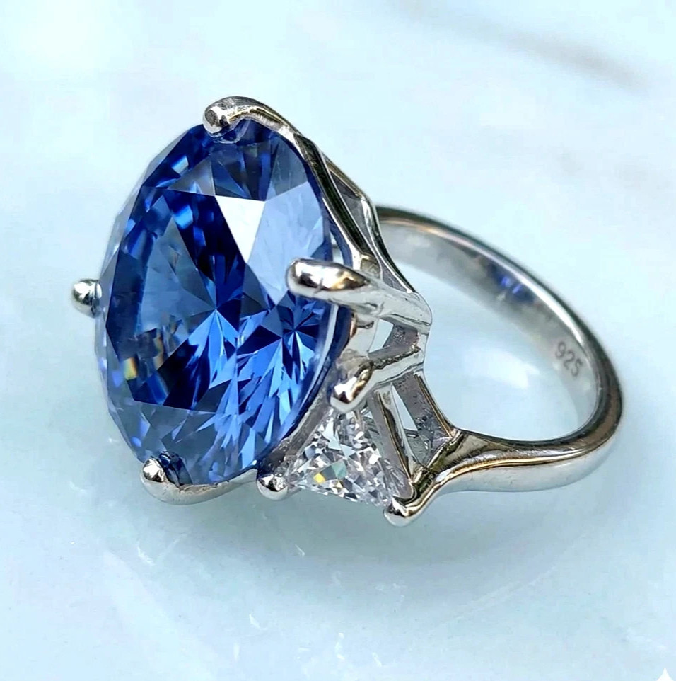 Huge 12.00 Ct Certified Blue Diamond Ring, Tariffs FREE & Matching Studs .