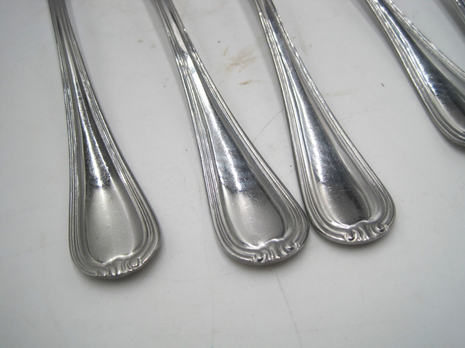 22 Pieces Cambridge CARLIE Stainless Flatware
