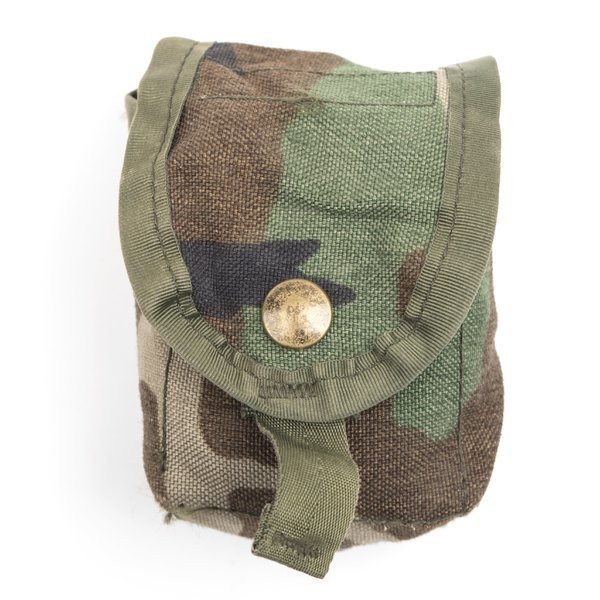 US Military Molle II Hand Grenade Pouch Woodland 4.5 x 3 x2.25 8465-01-465-2093