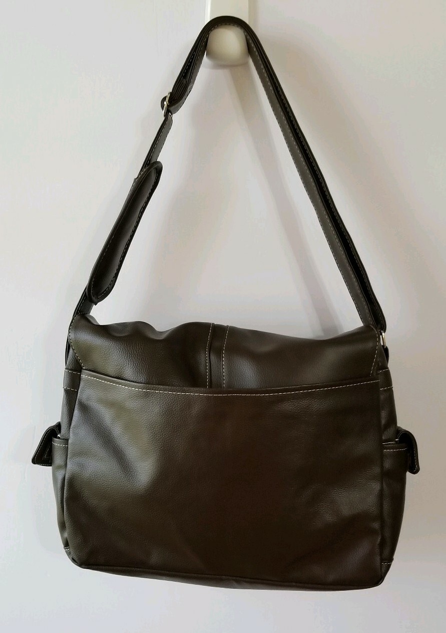 Vitronic UPS Computer Travel Messenger Brown Work Flap Closure Faux Material