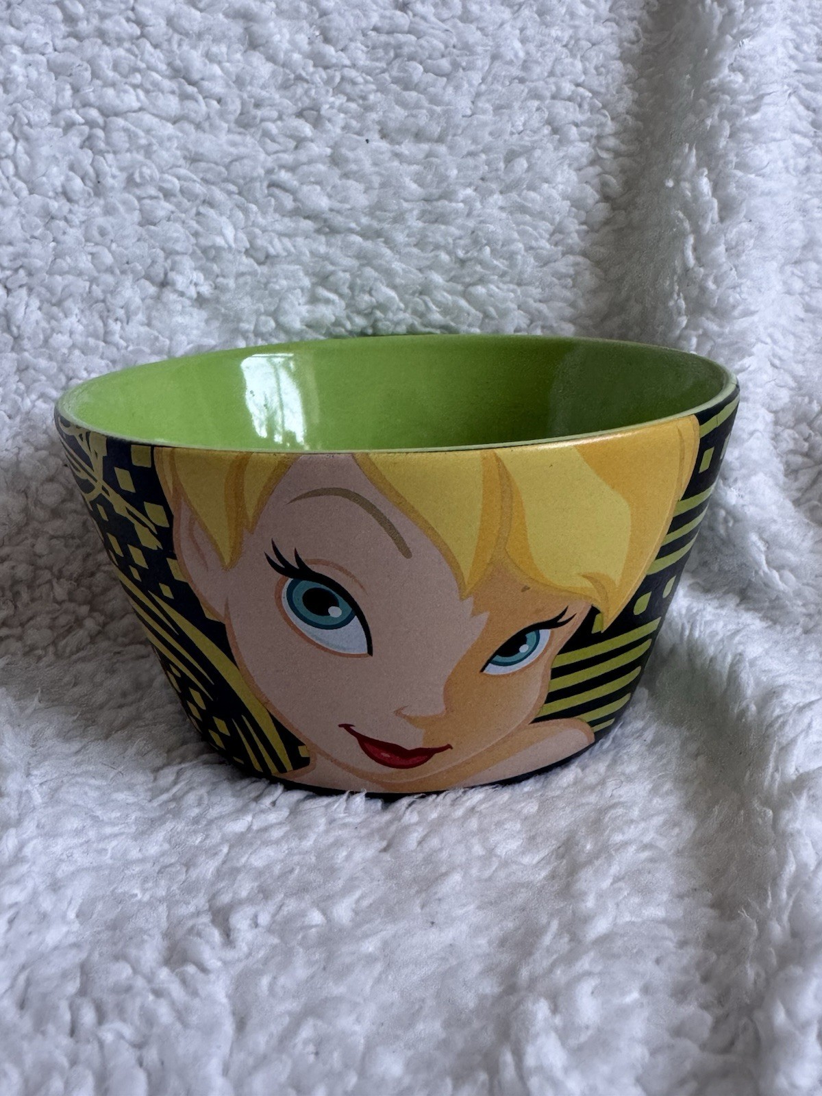 Disney Tinkerbell Peter Pan Ceramic Bowl Green Black Yellow Breakfast Cute