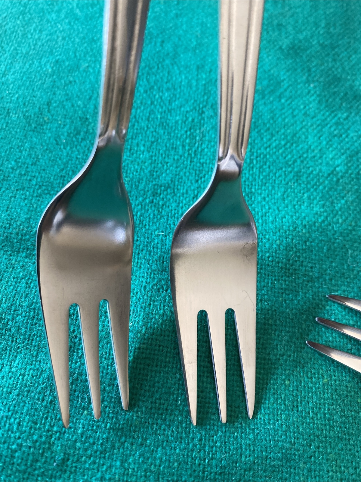 New 4 SOLIGEN GERMANY 18/10 Stainless & GOLD Accent Flatware Forks