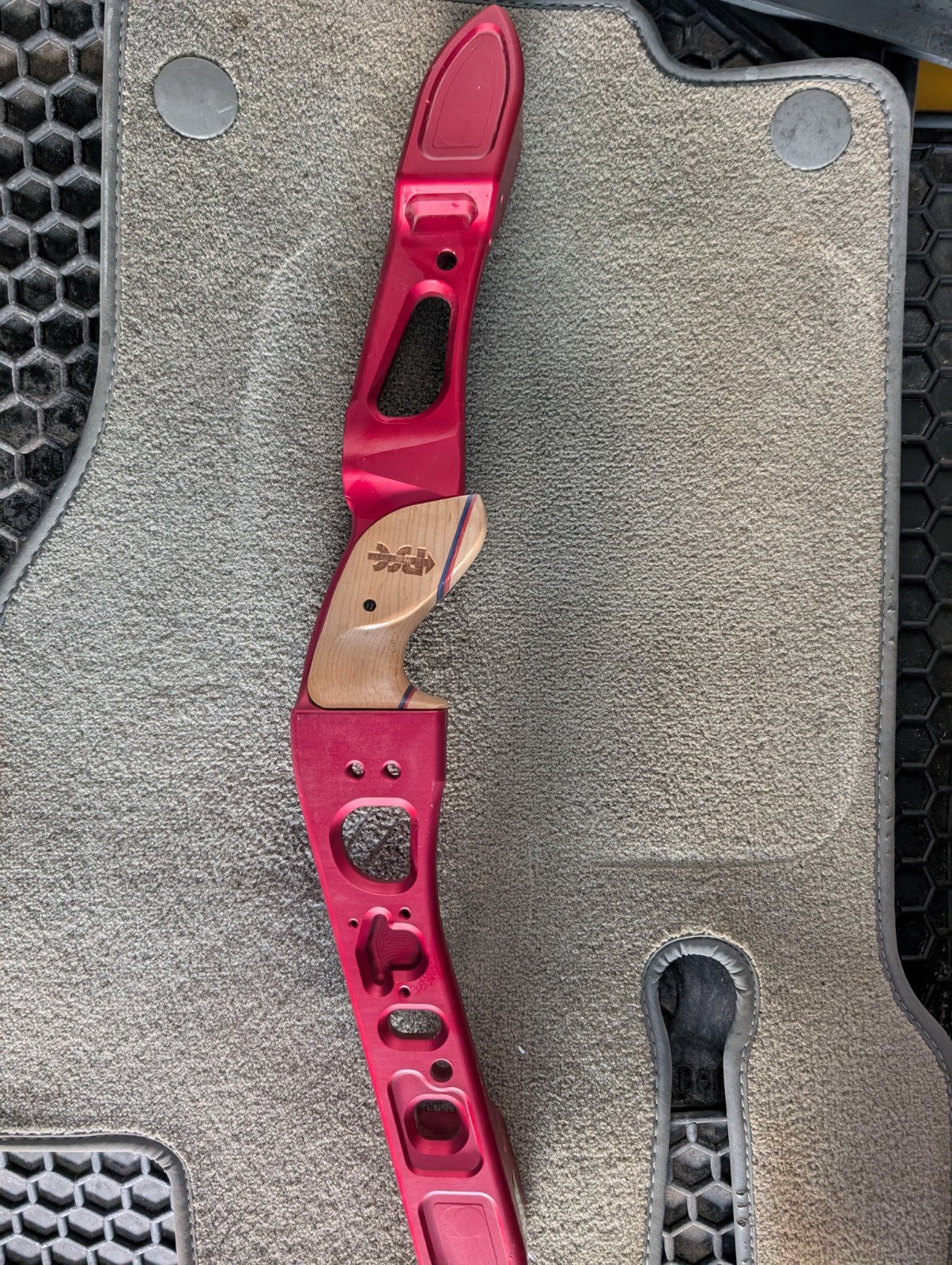 Pse Bare Bow Riser Red