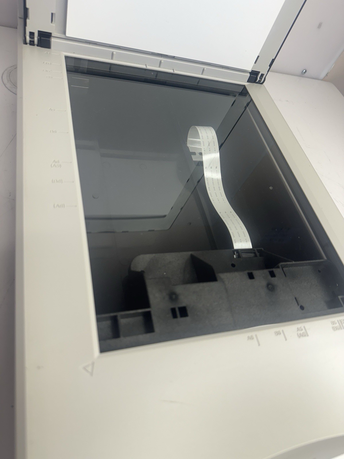 Fujitsu fi-6240Z Flatbed High Speed Document Scanner