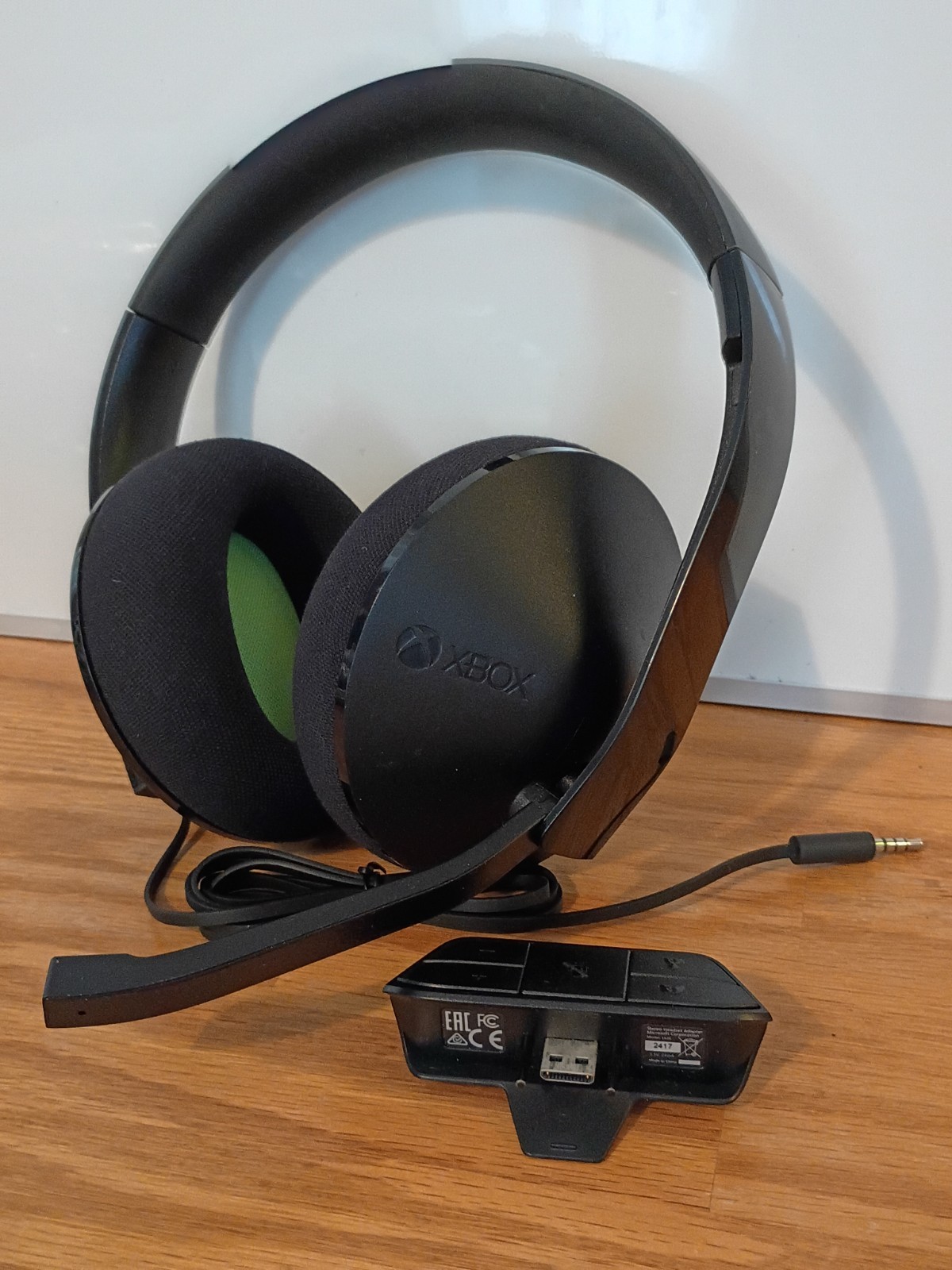 Microsoft Xbox One Wired Stereo Headset (1610) & Adapter (1626)