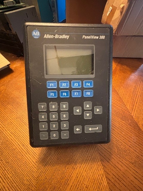 ALLEN BRADLEY PANEL VIEW 300 CAT NO 2711-K3A5L1 - SER-A Used for in shop testing