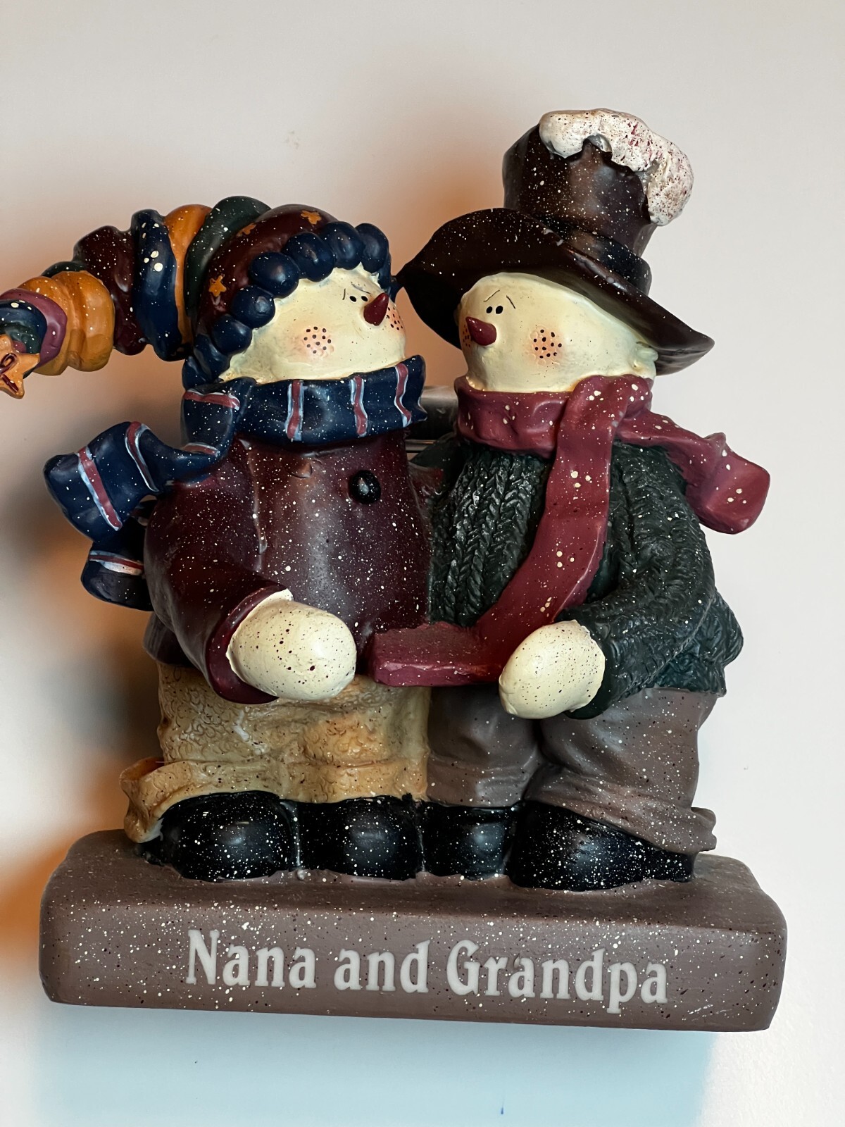 Crazy Mountain "Nana and Grandpa"  Statue Our Love Will Keep Us Warm Mint Condit