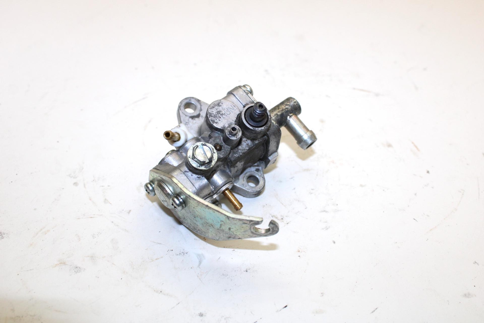2002 Ski-doo Mxz 600 Oem Oil Pump 420888780 Q3191