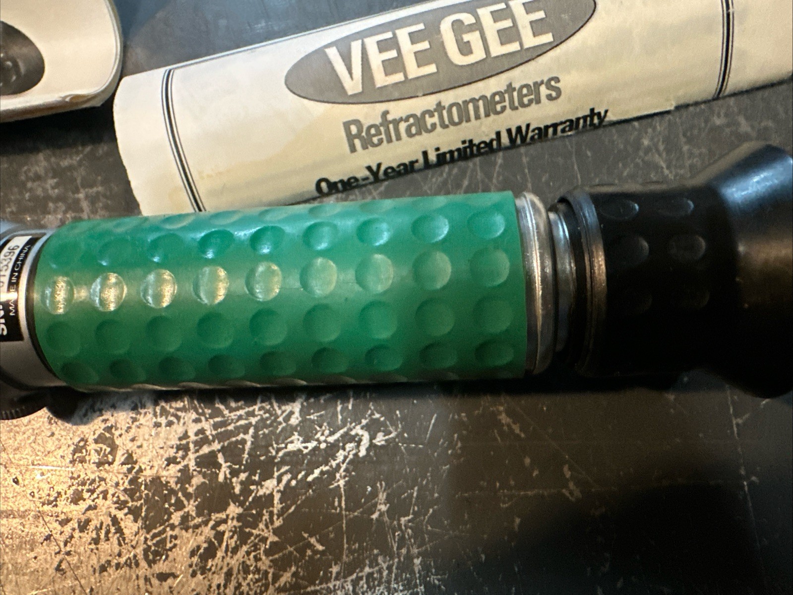 Vee Gee Refractometer Model: BX-20 Serial # 015396 In Pouch