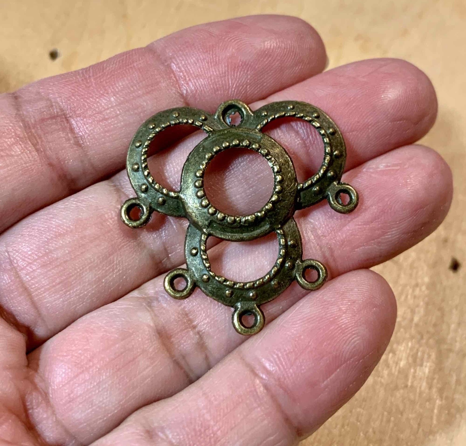 10 diy Chandelier Earring Findings Antiqued Bronze Connector Jewelry Pendants