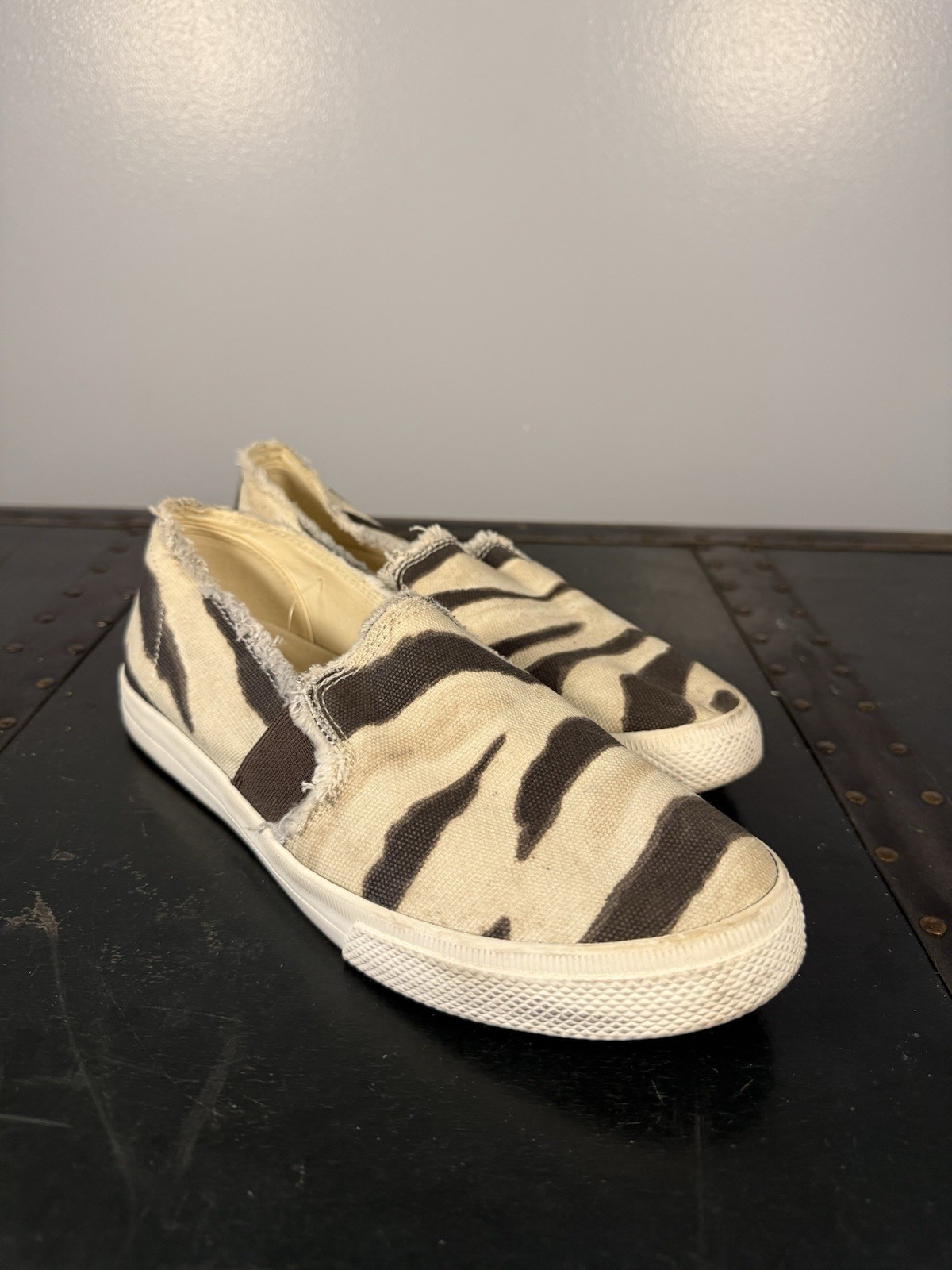 Lauren Ralph Lauren Women’s 8B Jinny Fray Zebra Print Slip-On Sneakers Tan/Brown