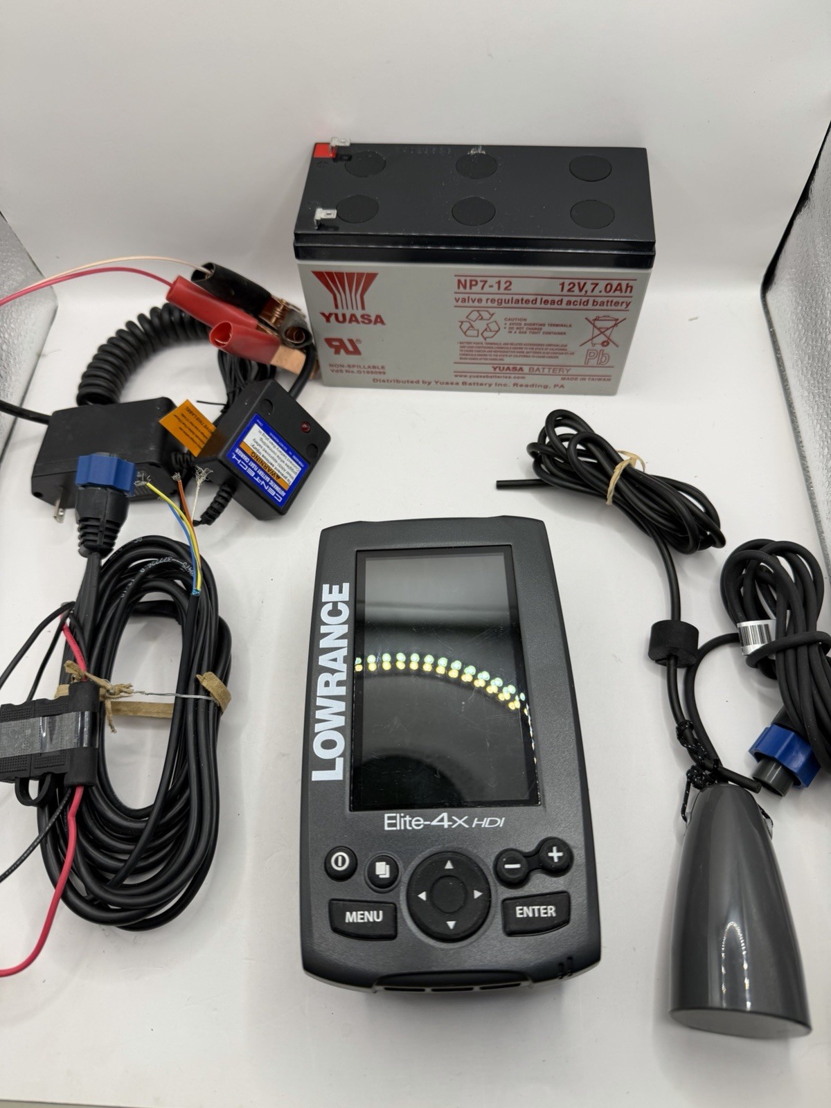 Lowrance Elite-4x HDI Fish Finder w/ Sonar, Battery and Charger- Working