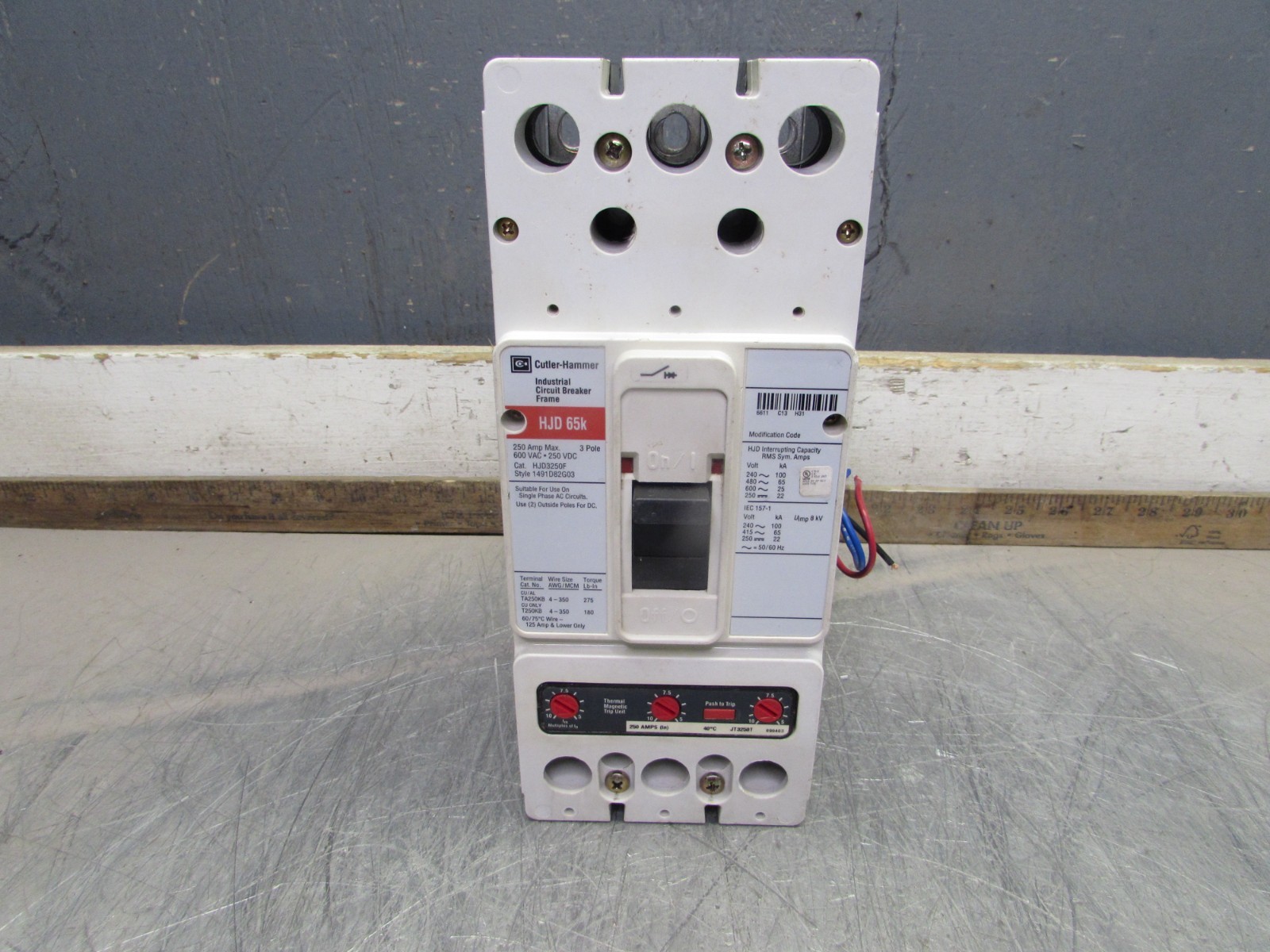Cutler Hammer HJD3250F, Circuit Breaker, 3P/ 250A/ 600V/ 65kA @480V, MAKE OFFER!