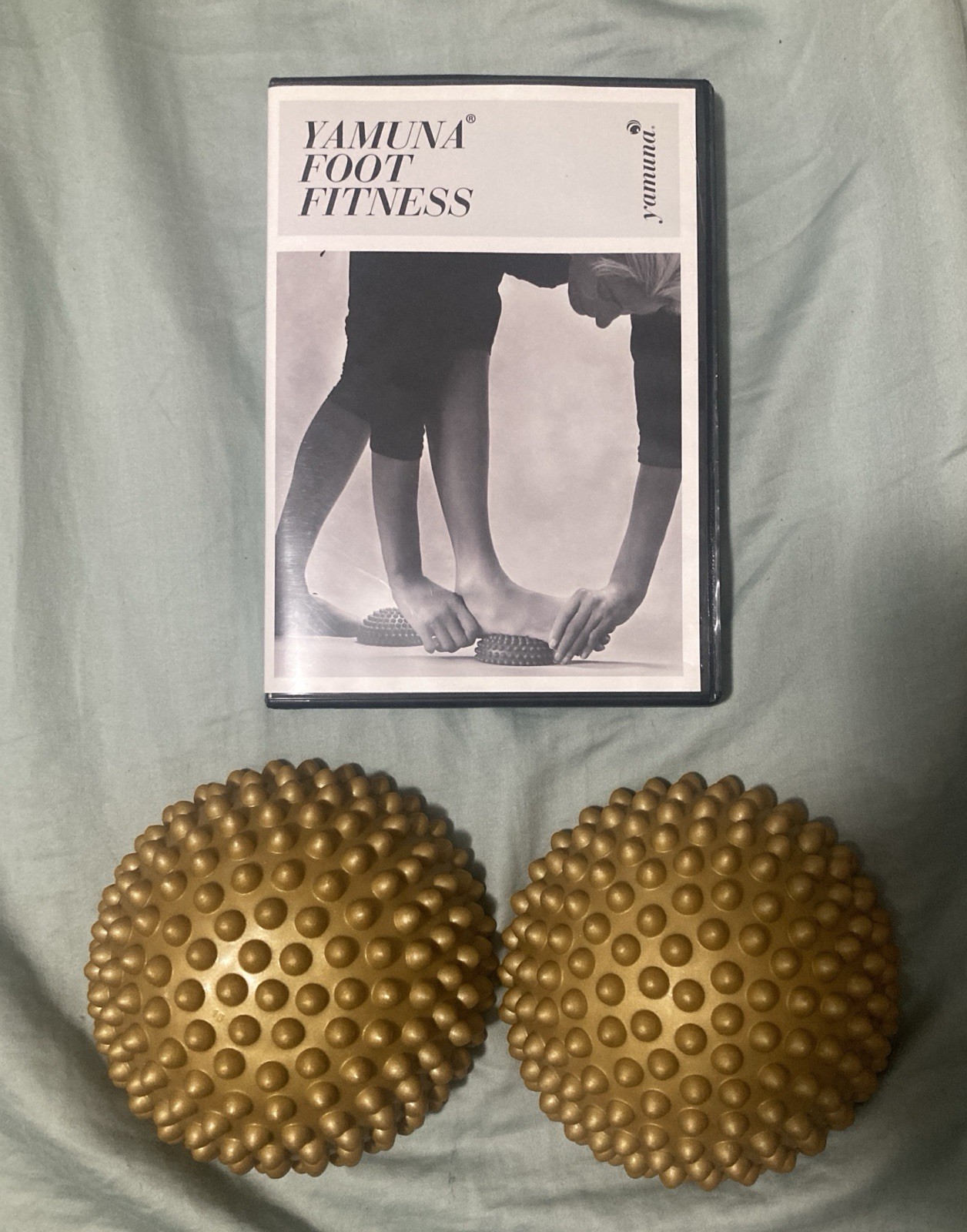 Yamuna Gold Body Rolling Foot Wakers Foot Massage & Foot Fitness DVD - Clean