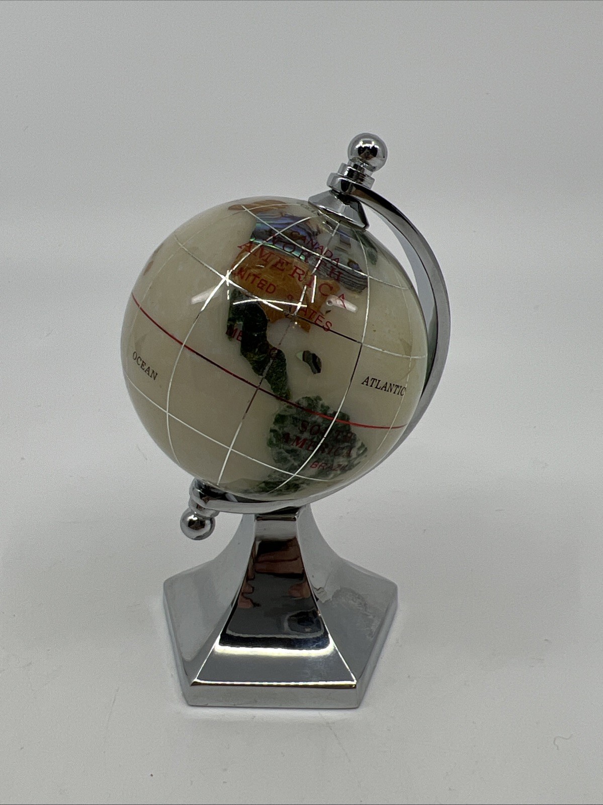 Alexander Kalifano Semi Precious Inlaid Gemstone Globe Mother Of Pearl Ocean
