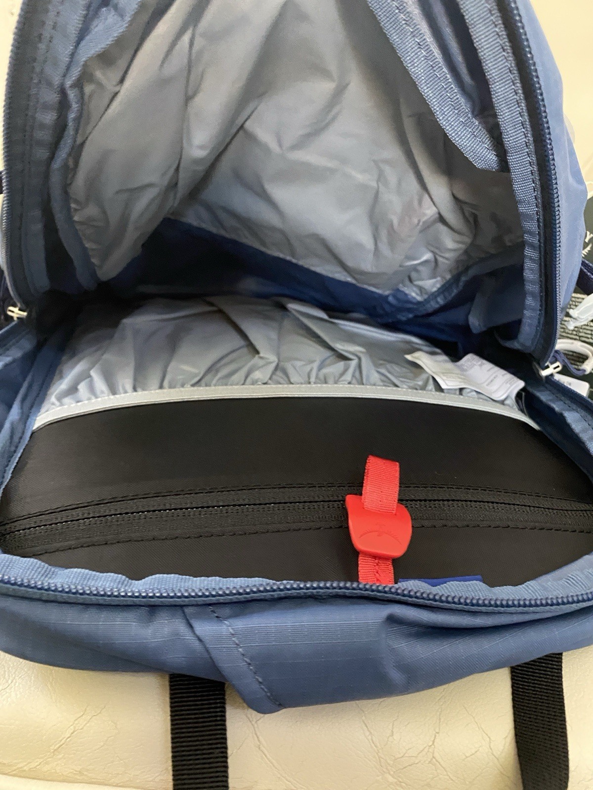 New with tag Osprey Sportlite hiking backpack size 20L
