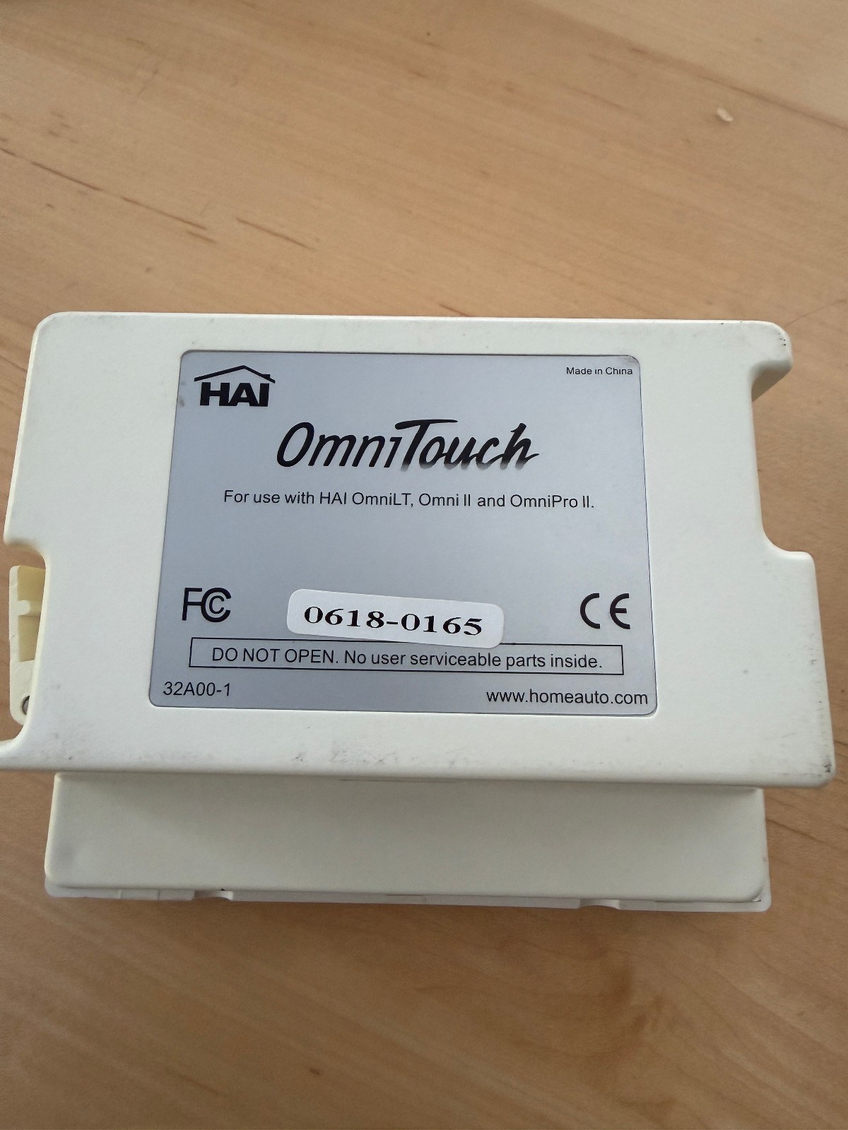 Leviton HAI OmniTouch 32A00-1 Touchscreen - White