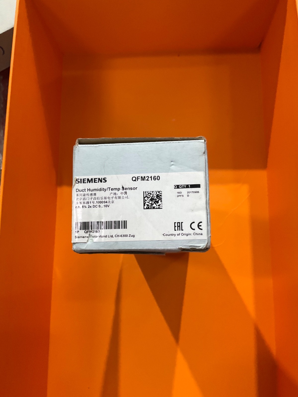 SIEMENS QFM2160 DUCT HUMIDITY TEMPERATURE SENSOR