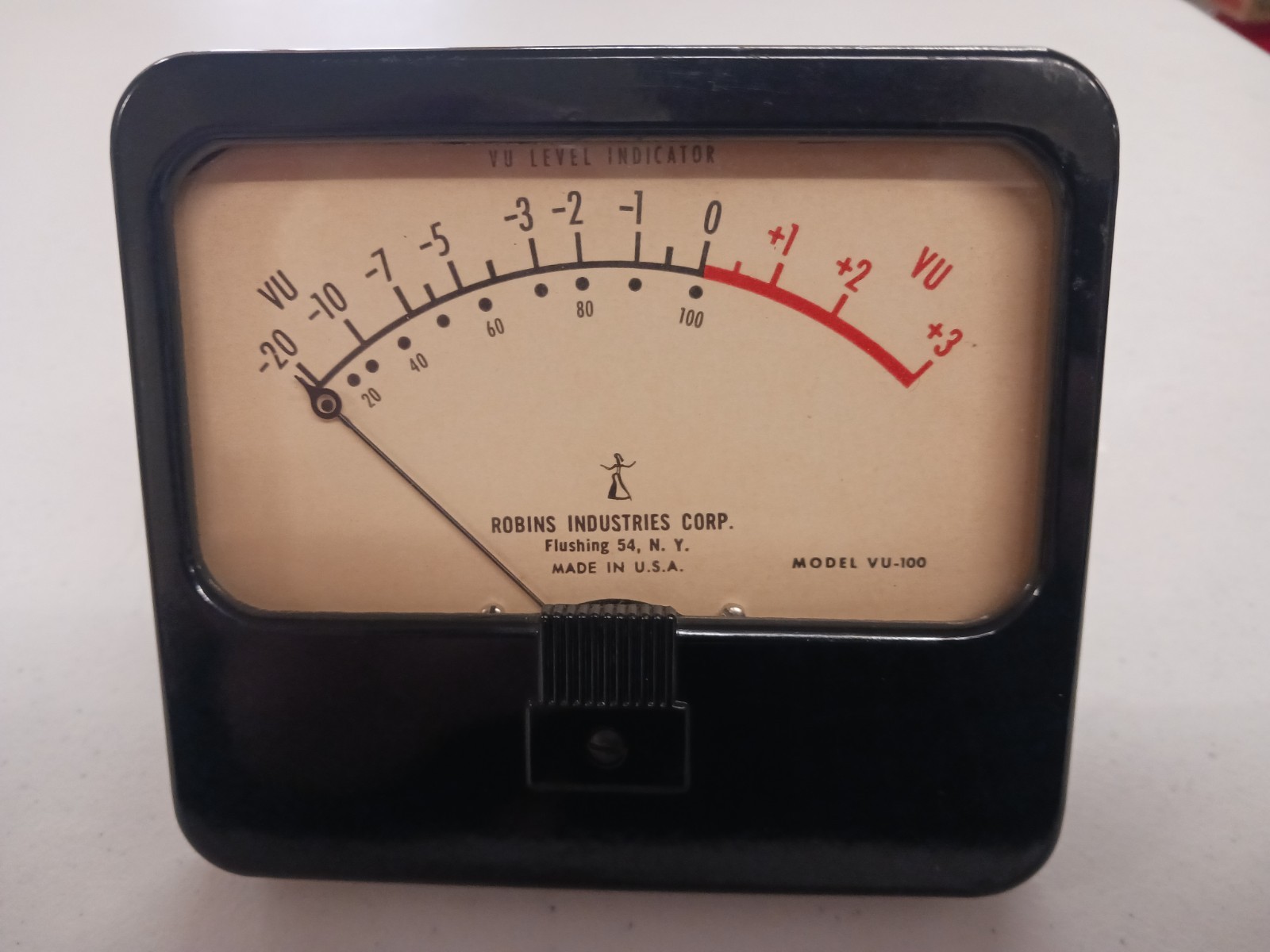 Beautiful Large Robins Model VU-100 VU Meter