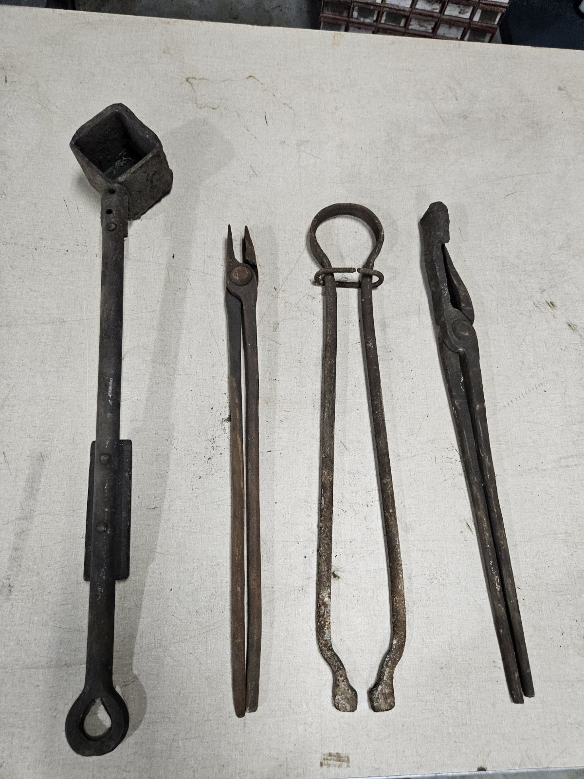 Vintage Blacksmith Iron Tongs Lot of 4 Metalworking Tools Forging Equipment