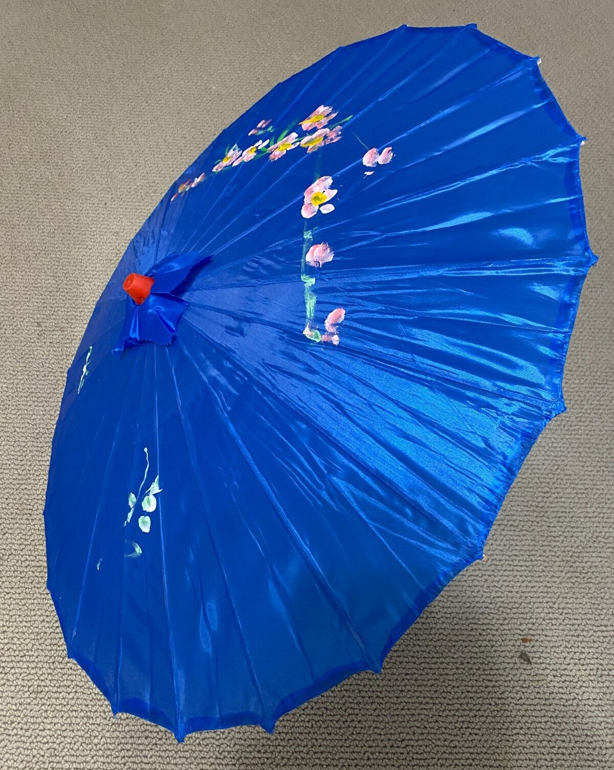 Chinese umbrella gift