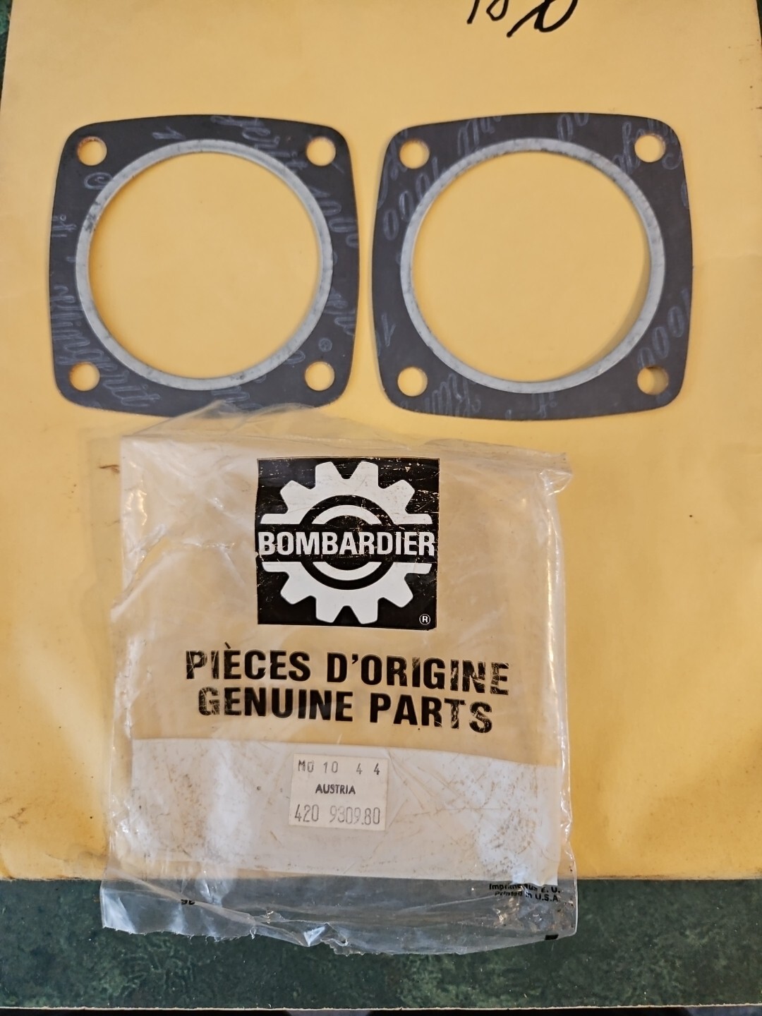 2 New Ski Doo Rotax Cylinder Gasket 420930980  250cc Minor Corrosion Still Good