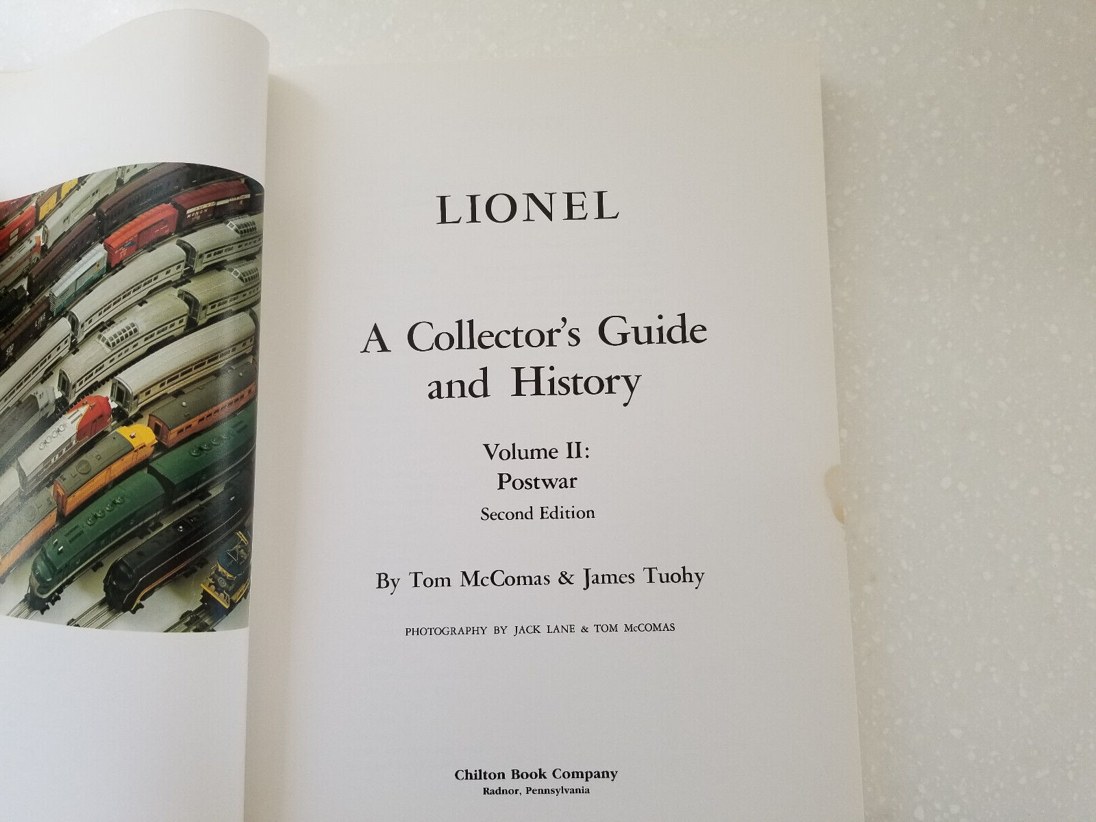 Lionel A Collector's Guide & History Postwar Volume II Second Edition Soft Cover