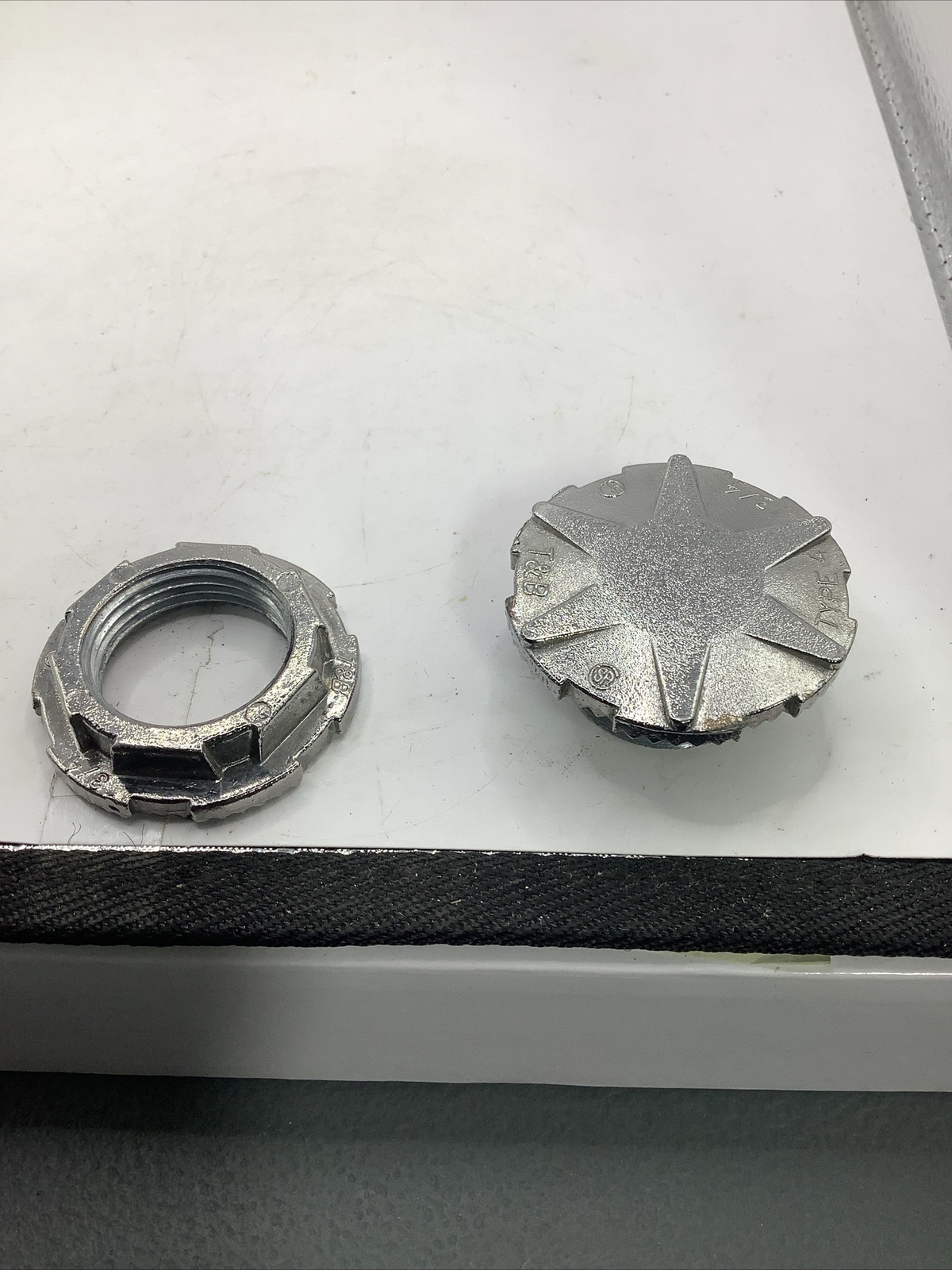 T & B Type 4 Conduit Fitting Cap & Plug 3/4”