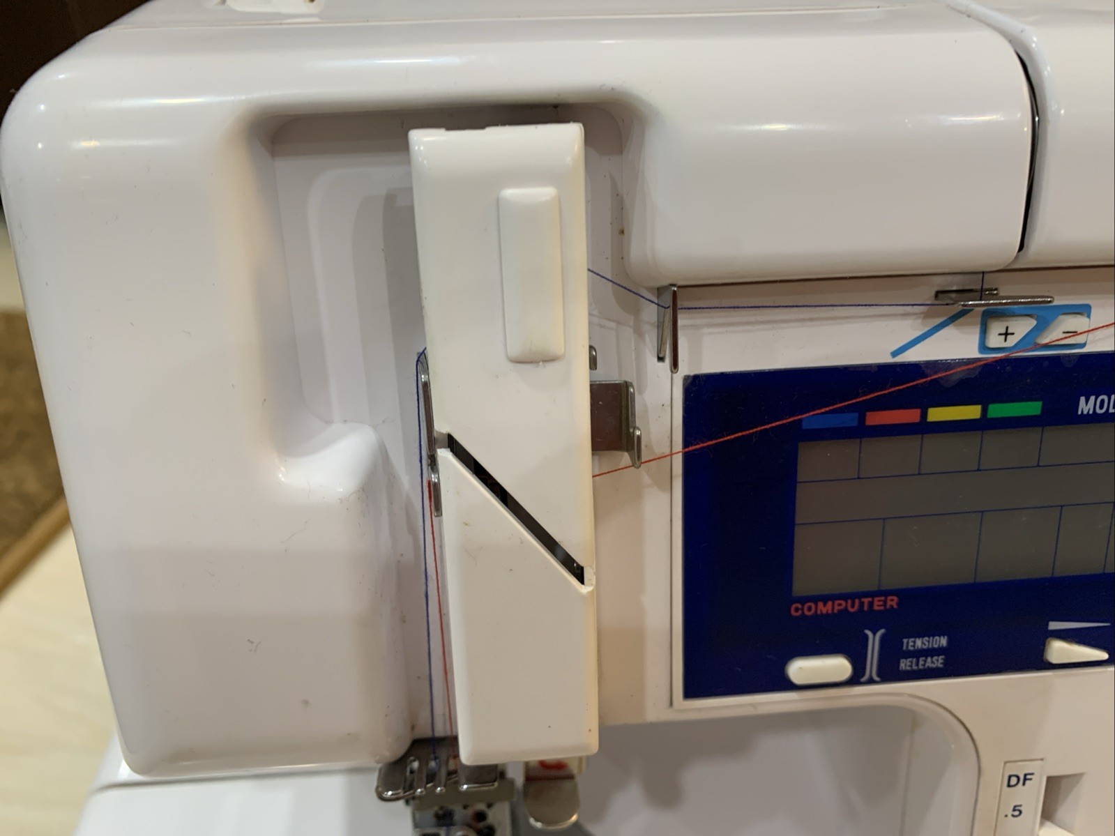 Elna 925 DCX Computerized 5 Thread Serger, Made in Japan!