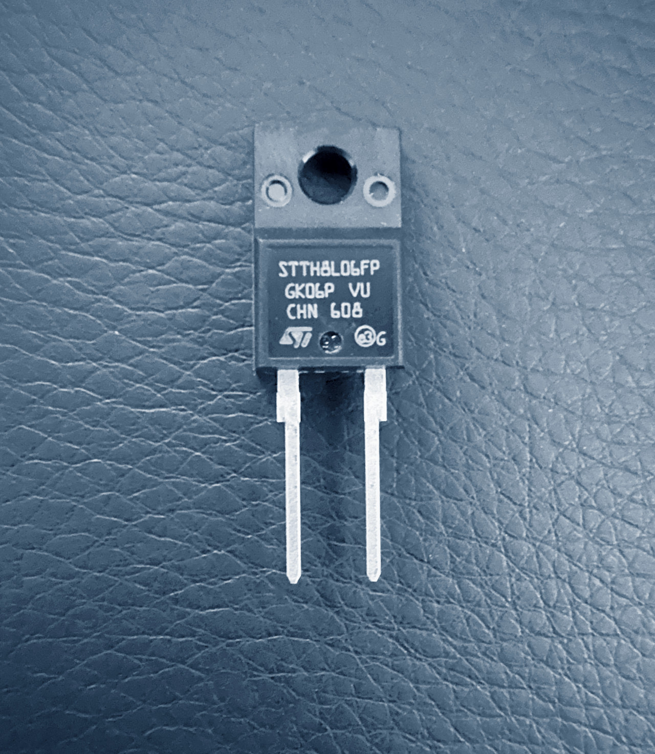 5X | 10X STTH8L06FP STM Single Diode Ultrafast Rectifier 600V 8A TO-220FPAC