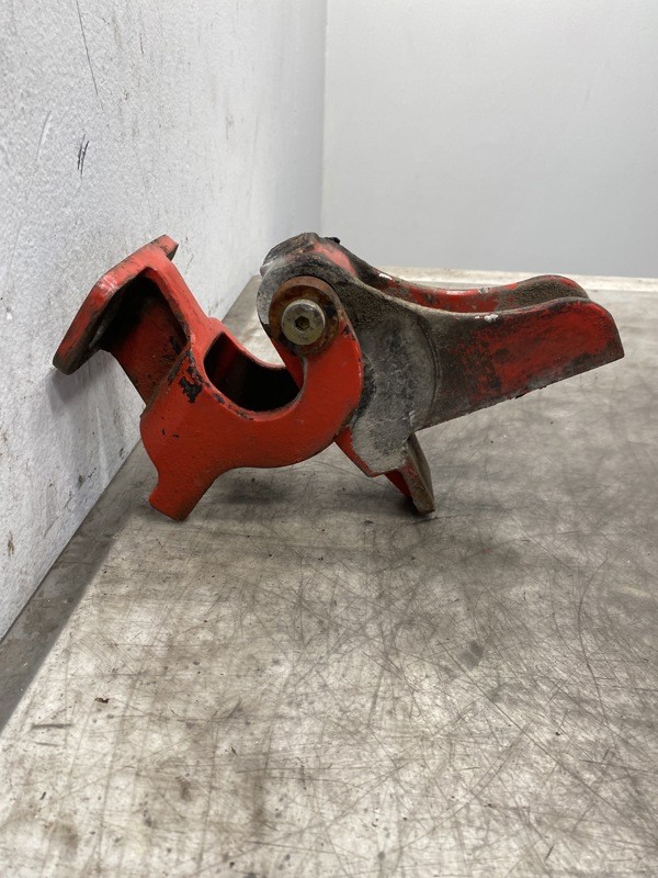 2017 Peterbilt 579 Hood Hinge L486112 (674-10444)