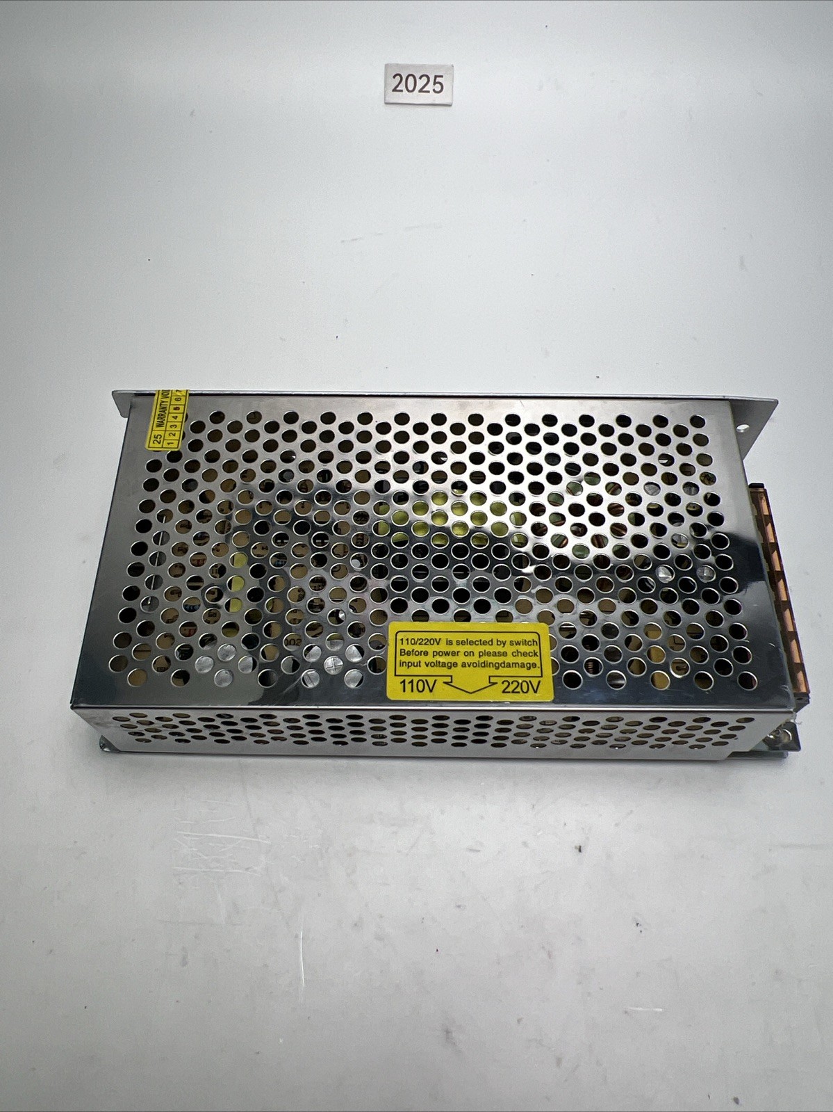 BTF-150-5 Output 5V DC 30A 150W Input 120V AC Switching Power Supply