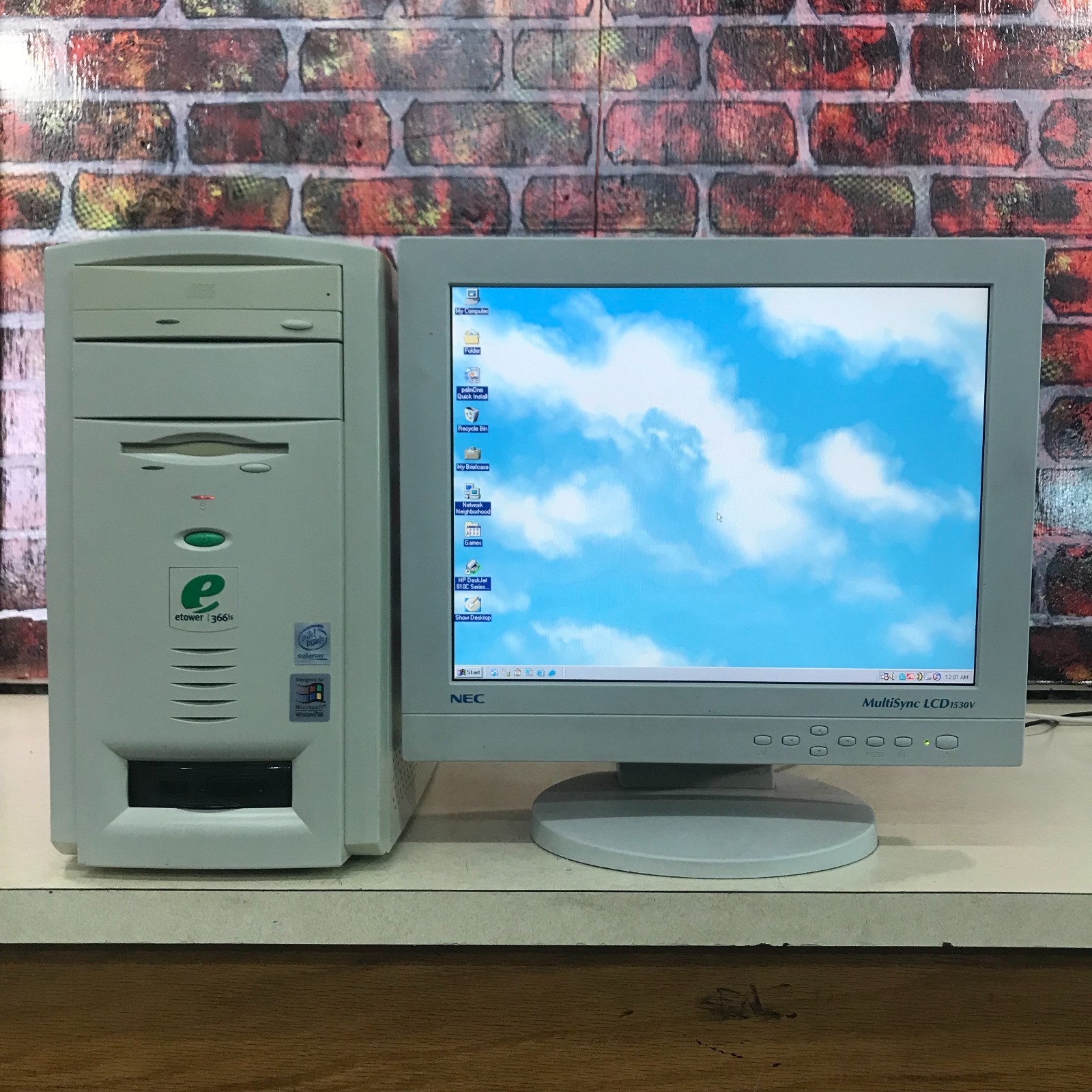 eMachines eTower 366is PC for Retro Gaming Pentium II MMX 160MB RAM (Windows 98)
