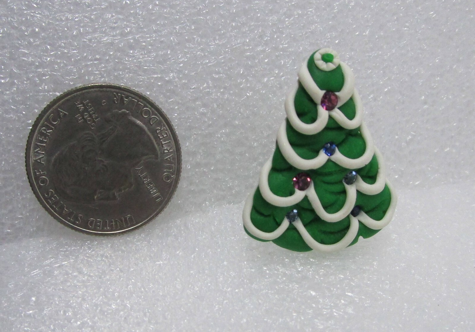 Gone Troppo Handcrafted Clay Green Christmas Tree Pin