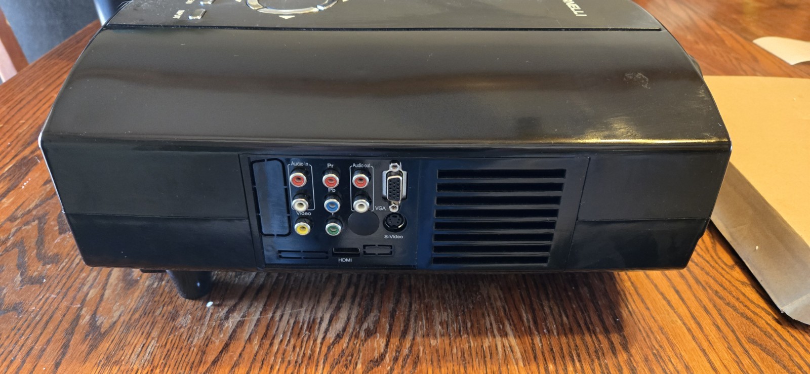 Bernelli Multimedia LCD Projector Model HD- 4K Works But READ!